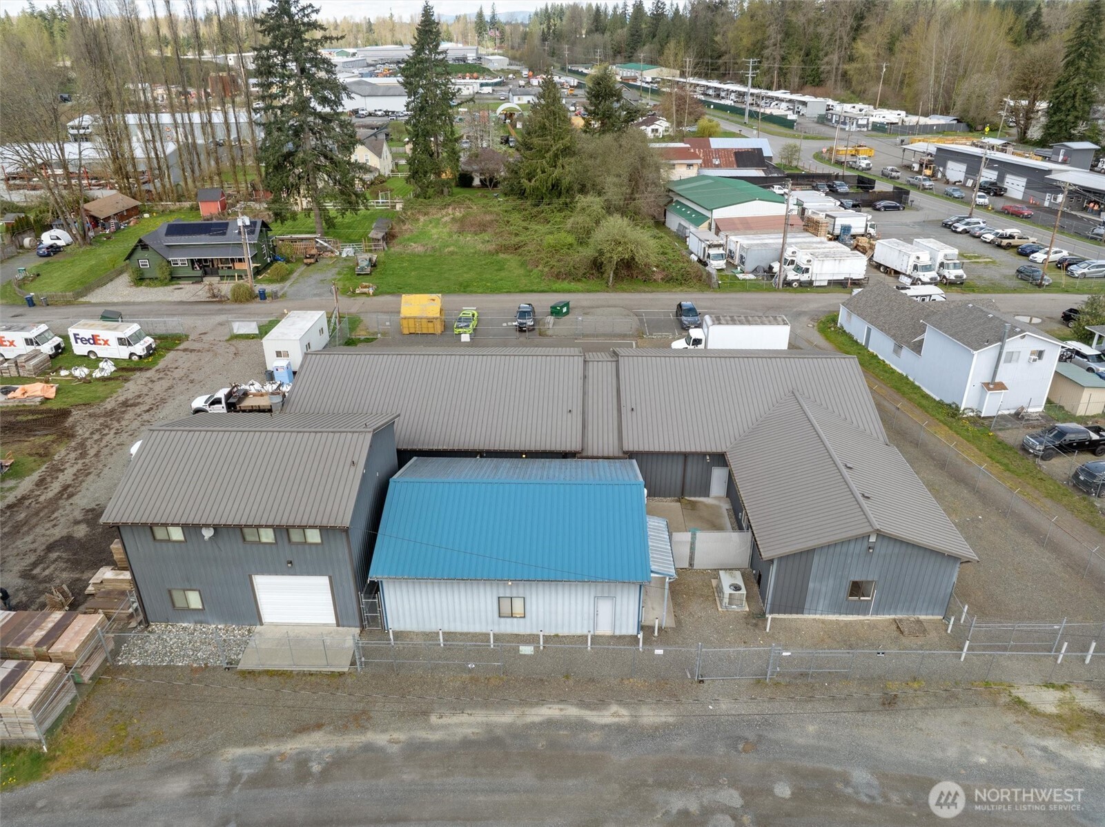 13008 27th Place Property Photo 4
