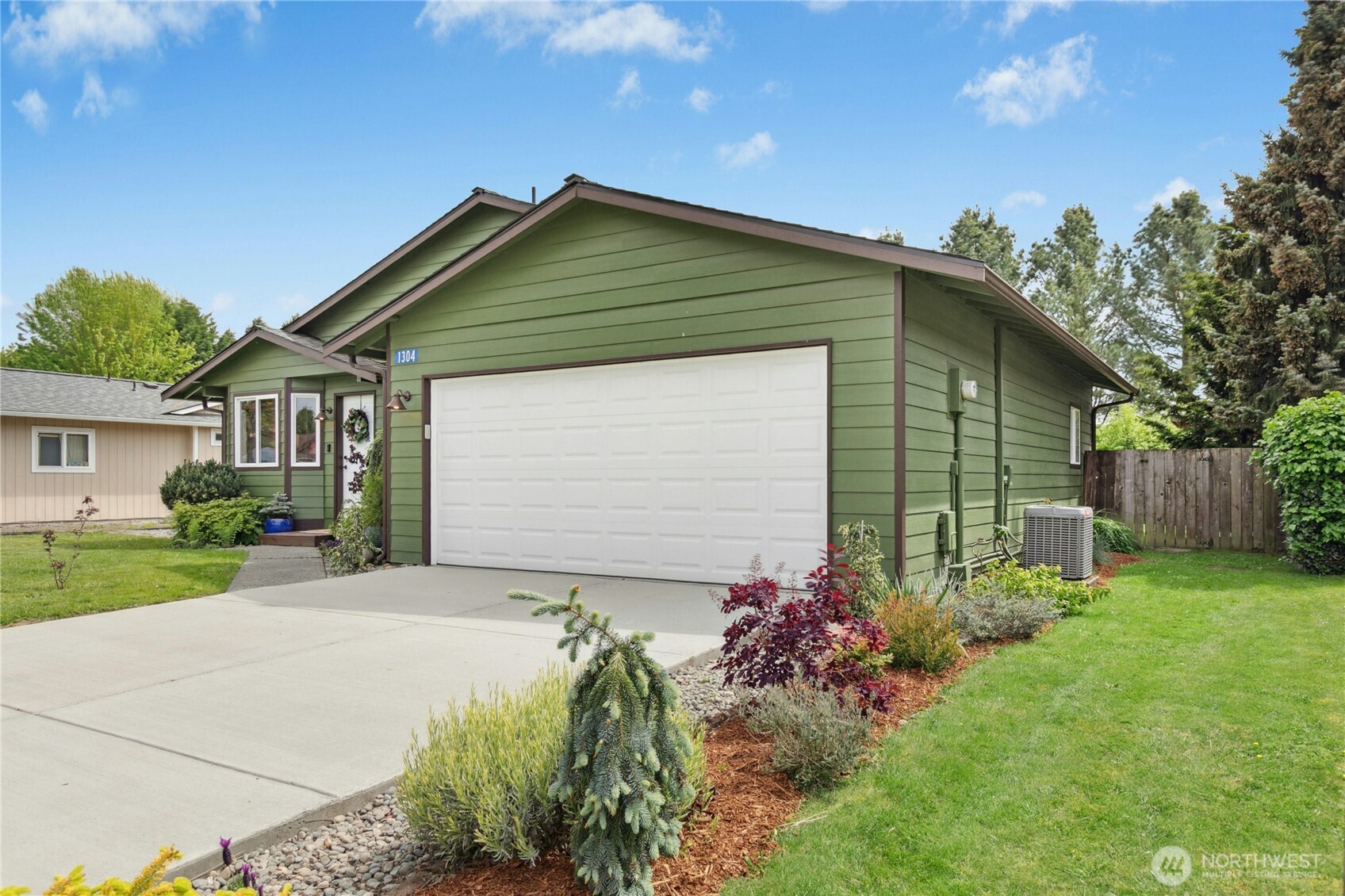 1304 E Gilkey Road Property Photo