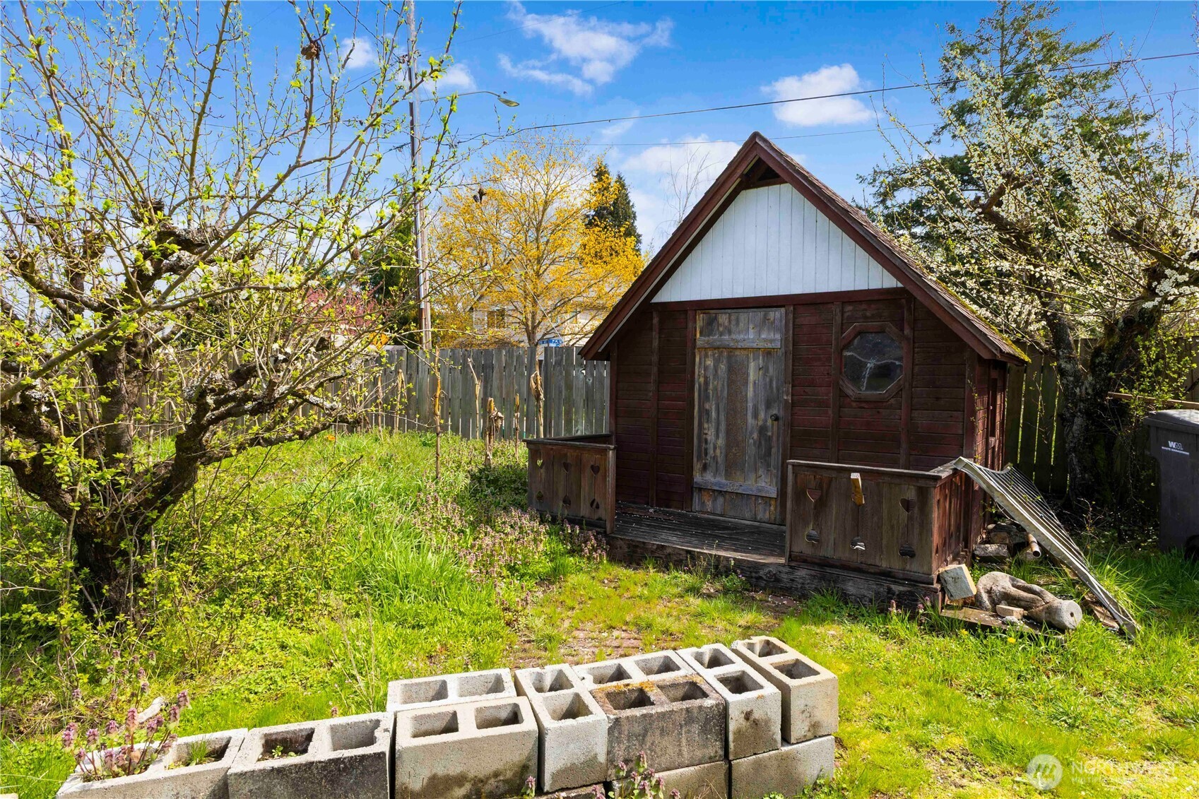 Property Photo 26