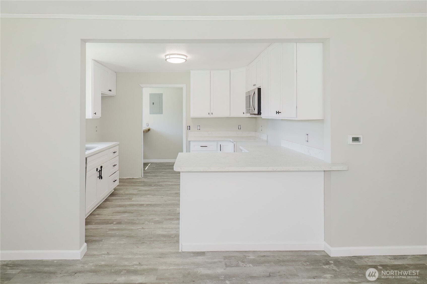 3335 Trenton Avenue Property Photo 5