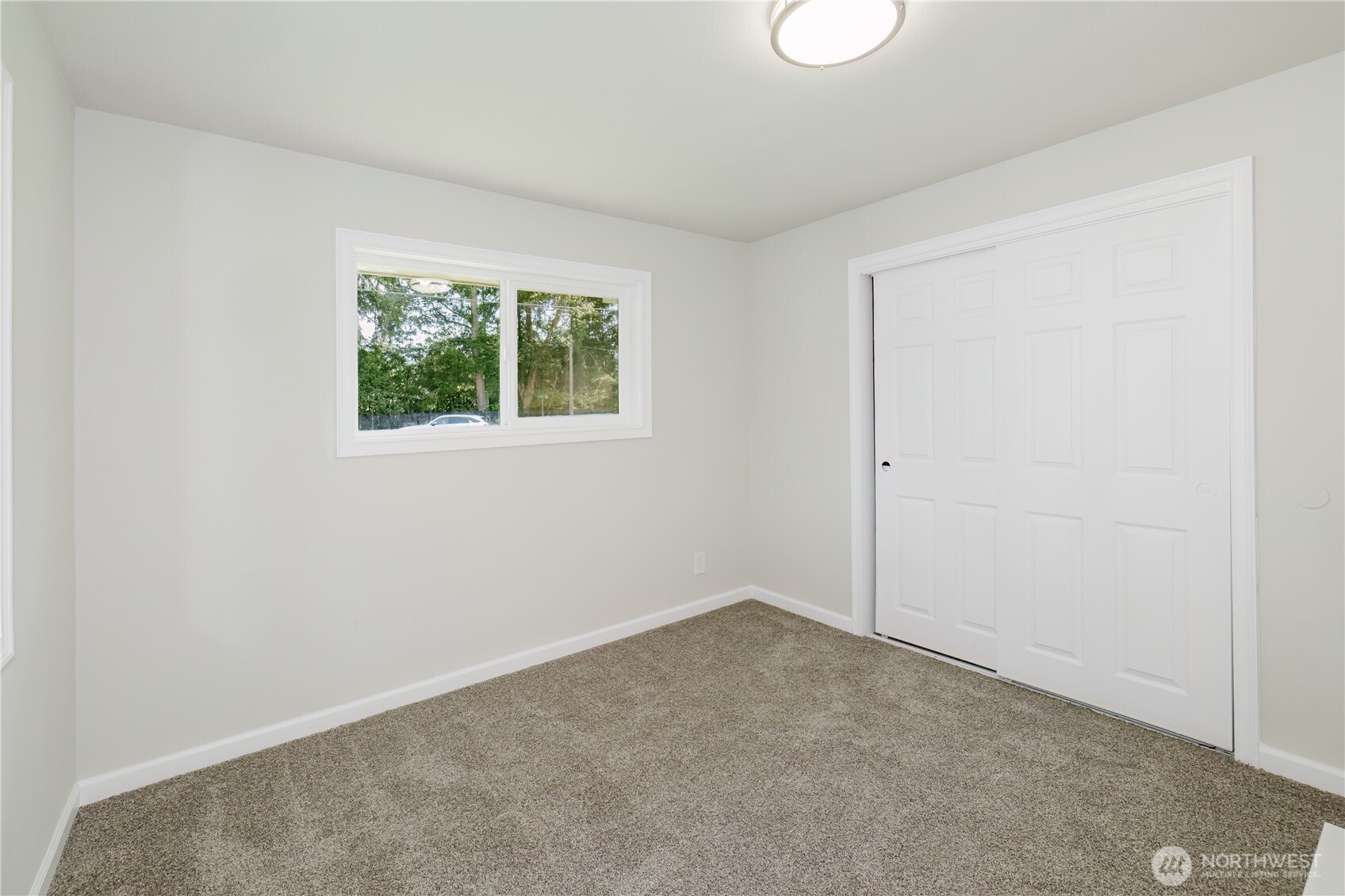 3335 Trenton Avenue Property Photo 12