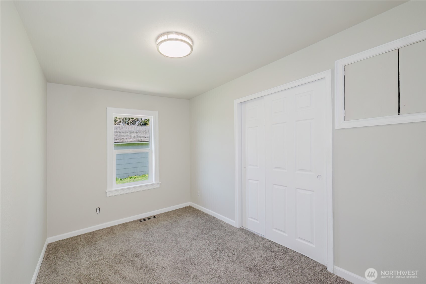 3335 Trenton Avenue Property Photo 16