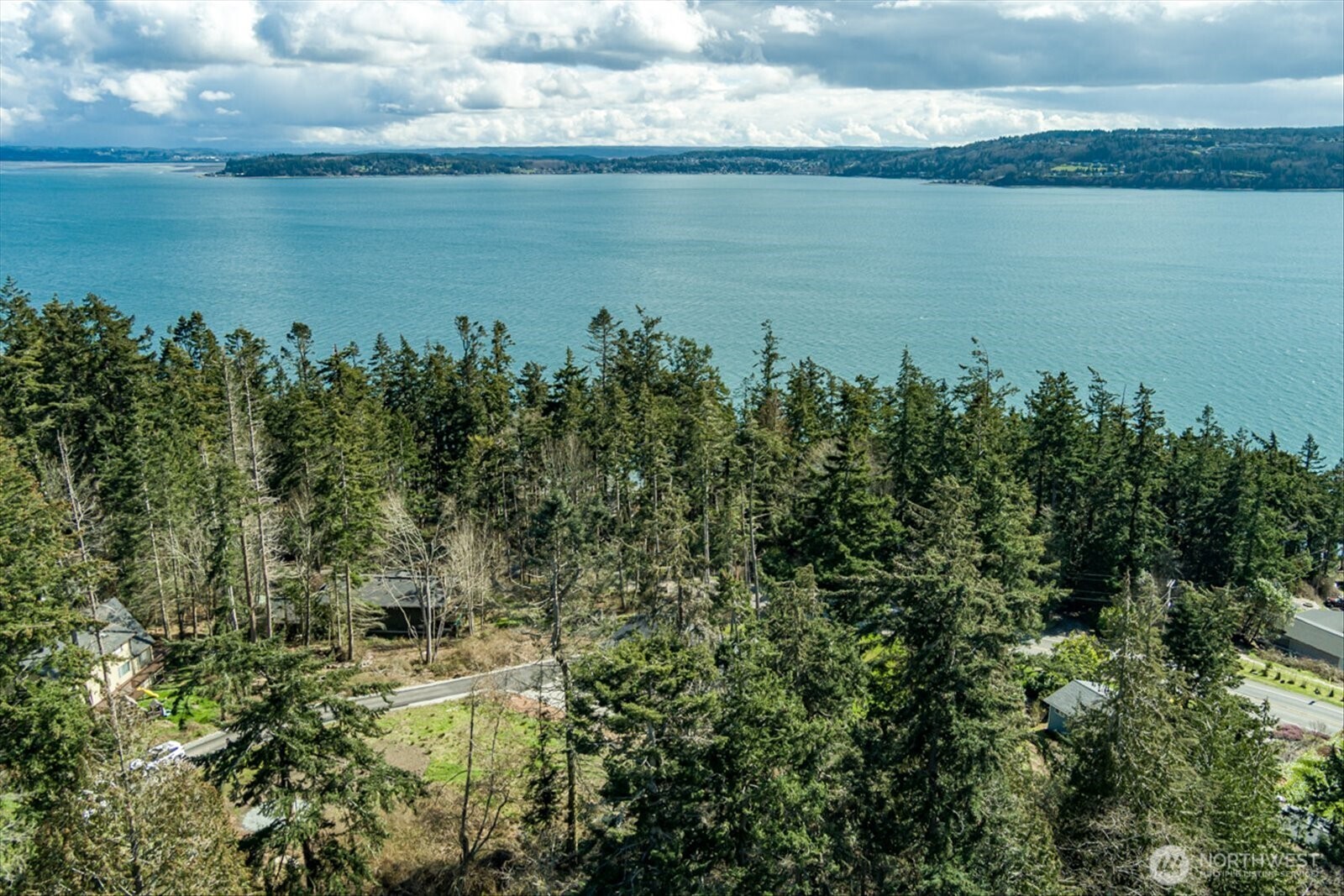 1623 Polnell Road Property Photo 8