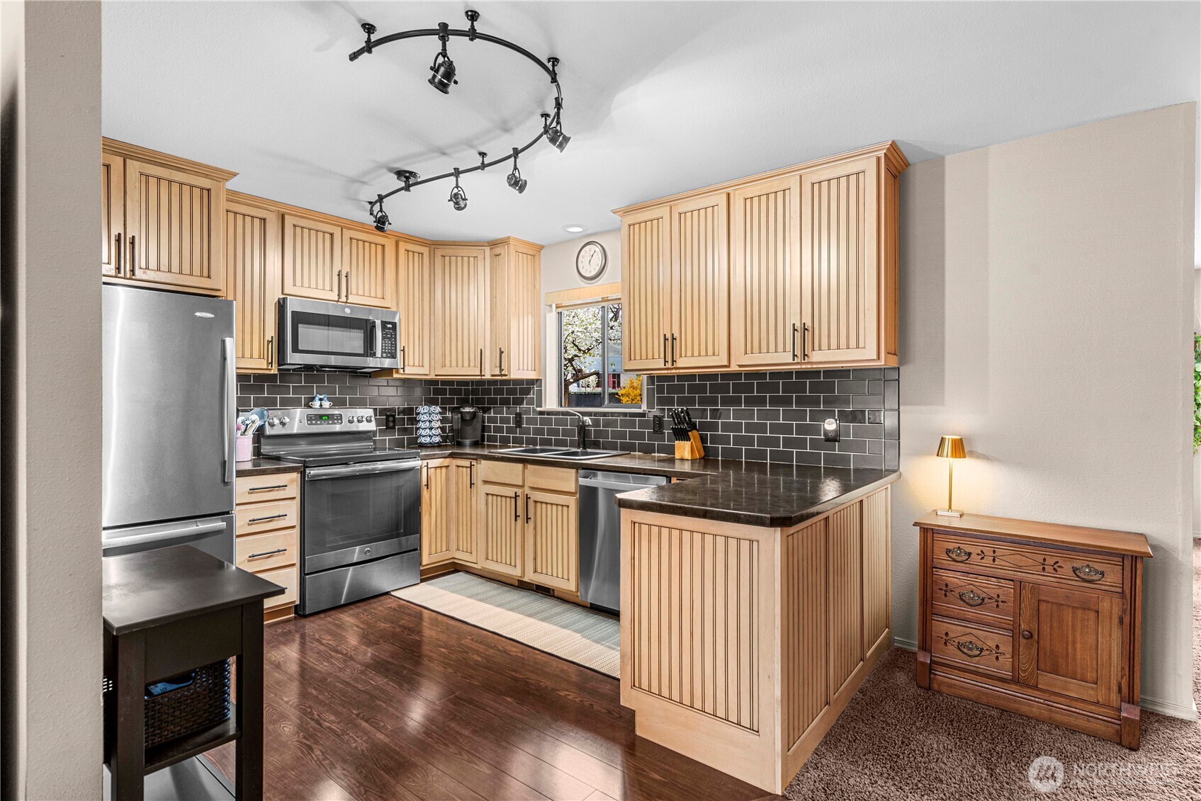 936 Grenz Street Property Photo 1