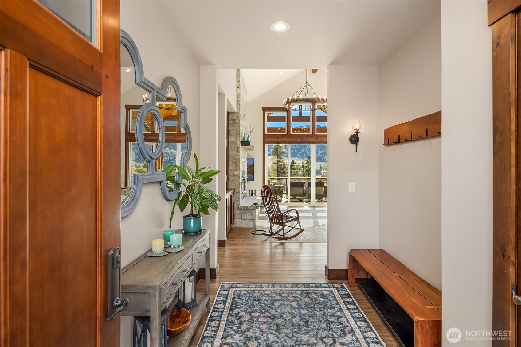 9615 North Road Property Photo 4