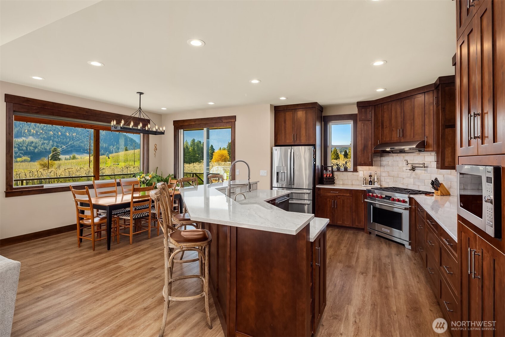 9615 North Road Property Photo 7