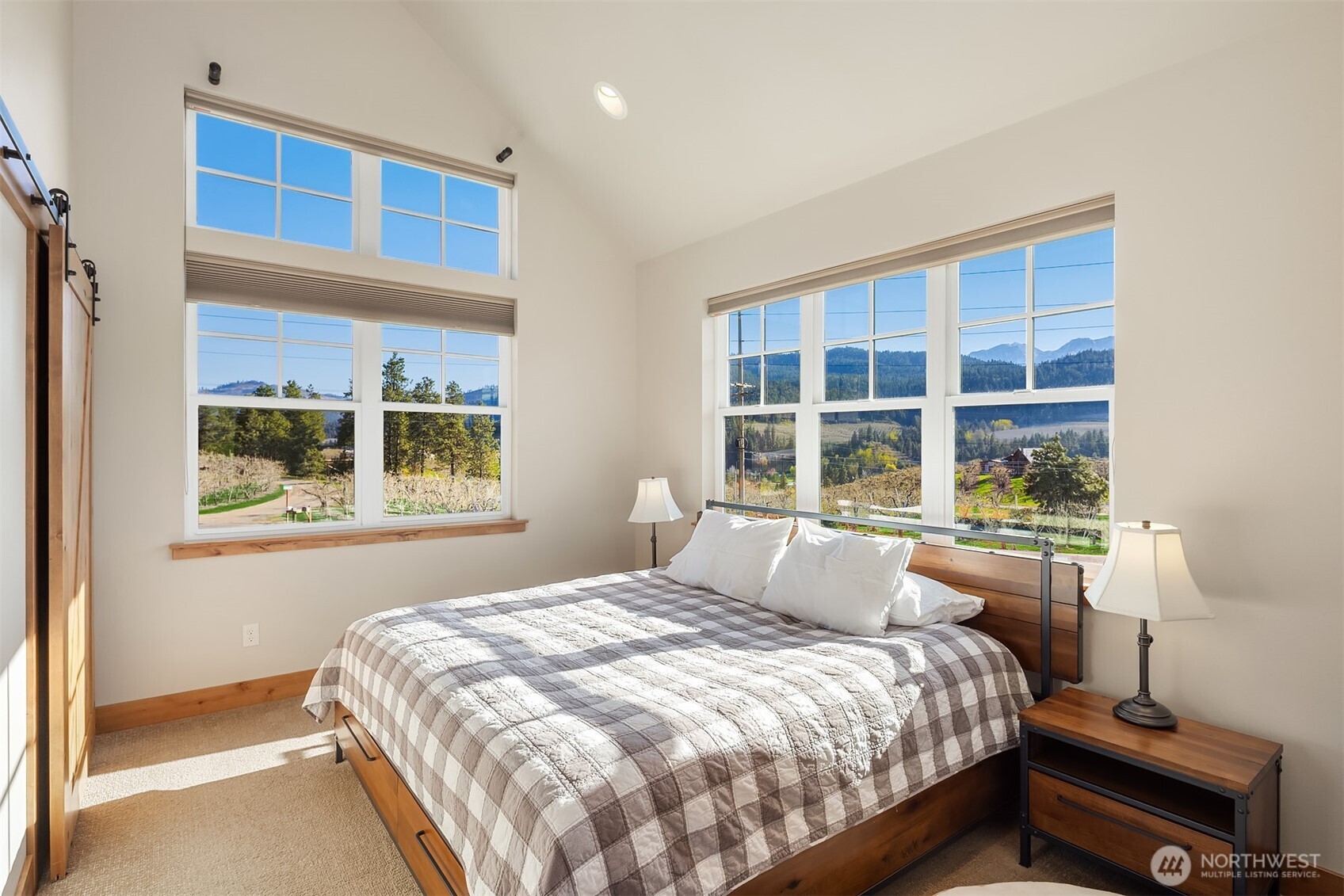 9615 North Road Property Photo 35