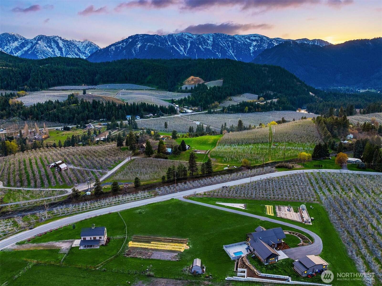 9615 North Road Property Photo 39