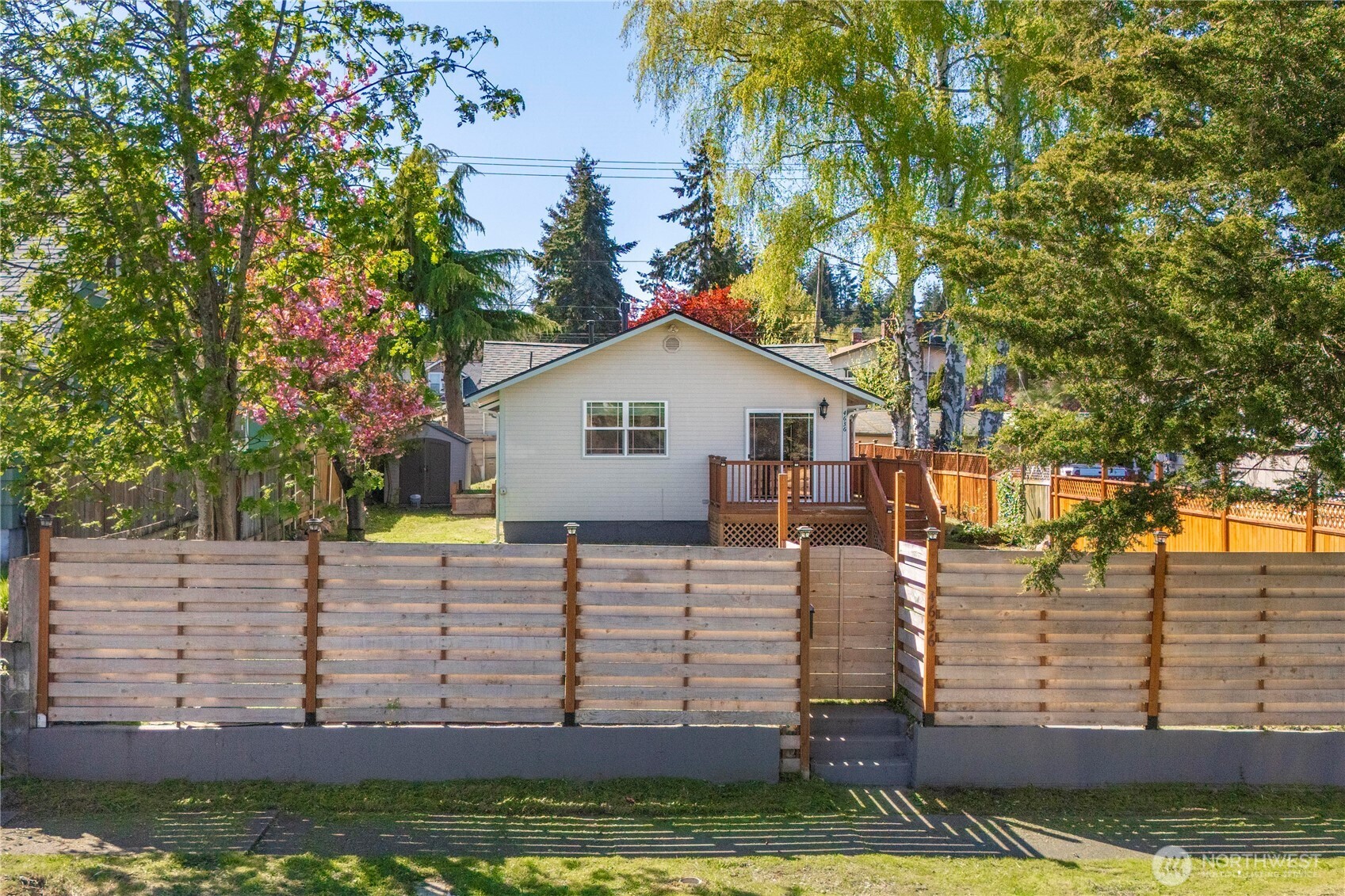 13 North Tacoma Real Estate Listings Main Image