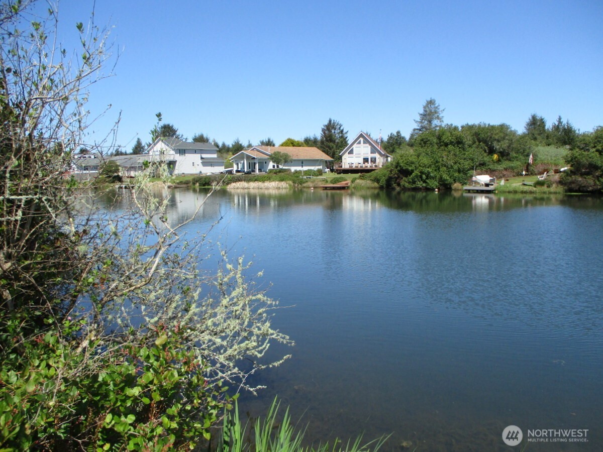 160 Marine View Drive Property Photo