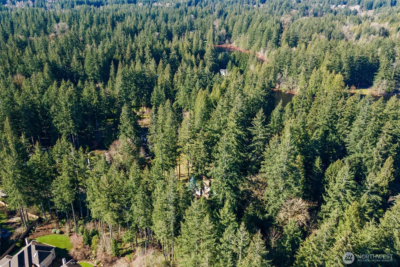 2529 E Beaver Lake Drive Property Photo 18