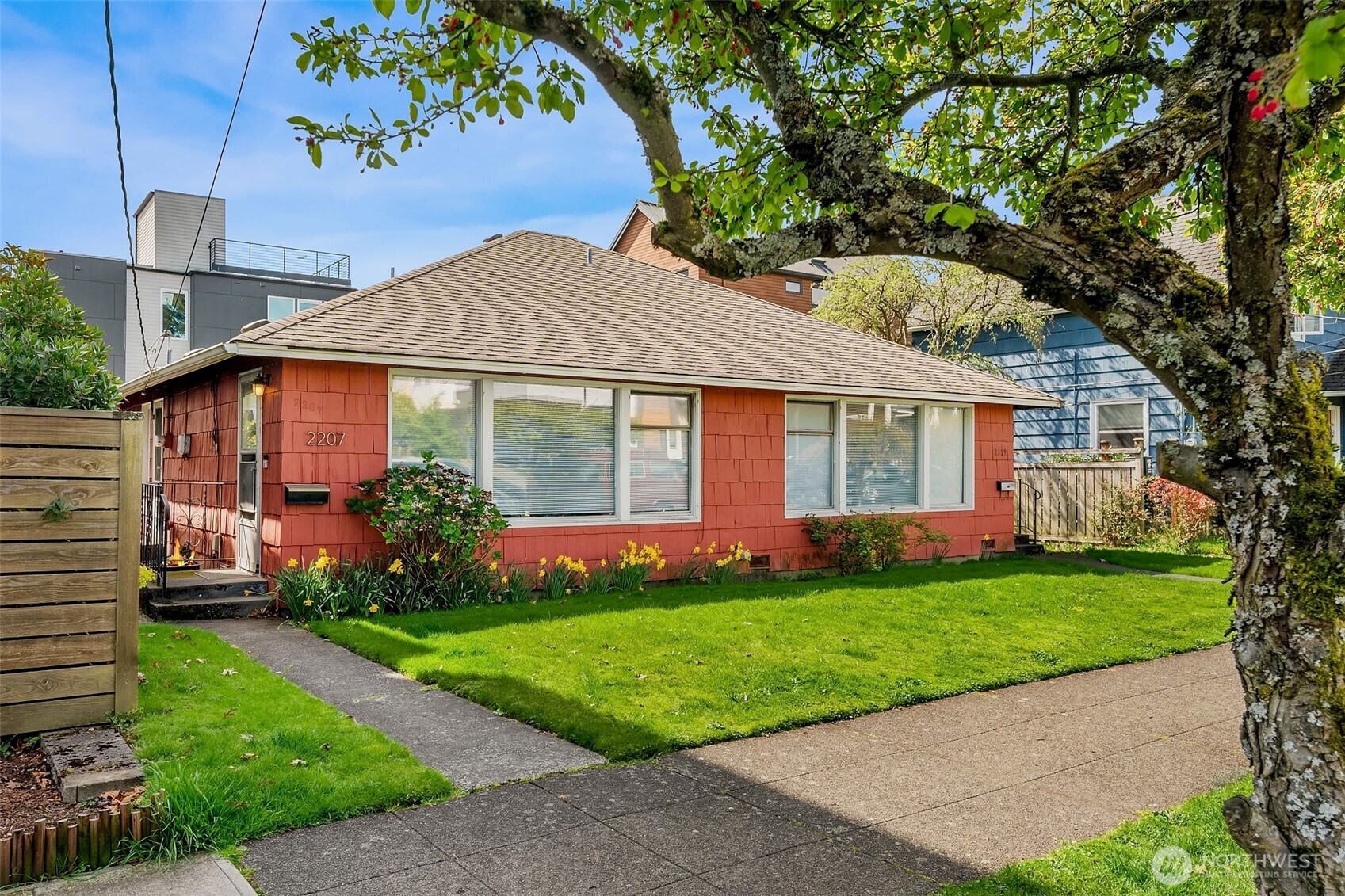 2207 Nw 61st Street Property Photo