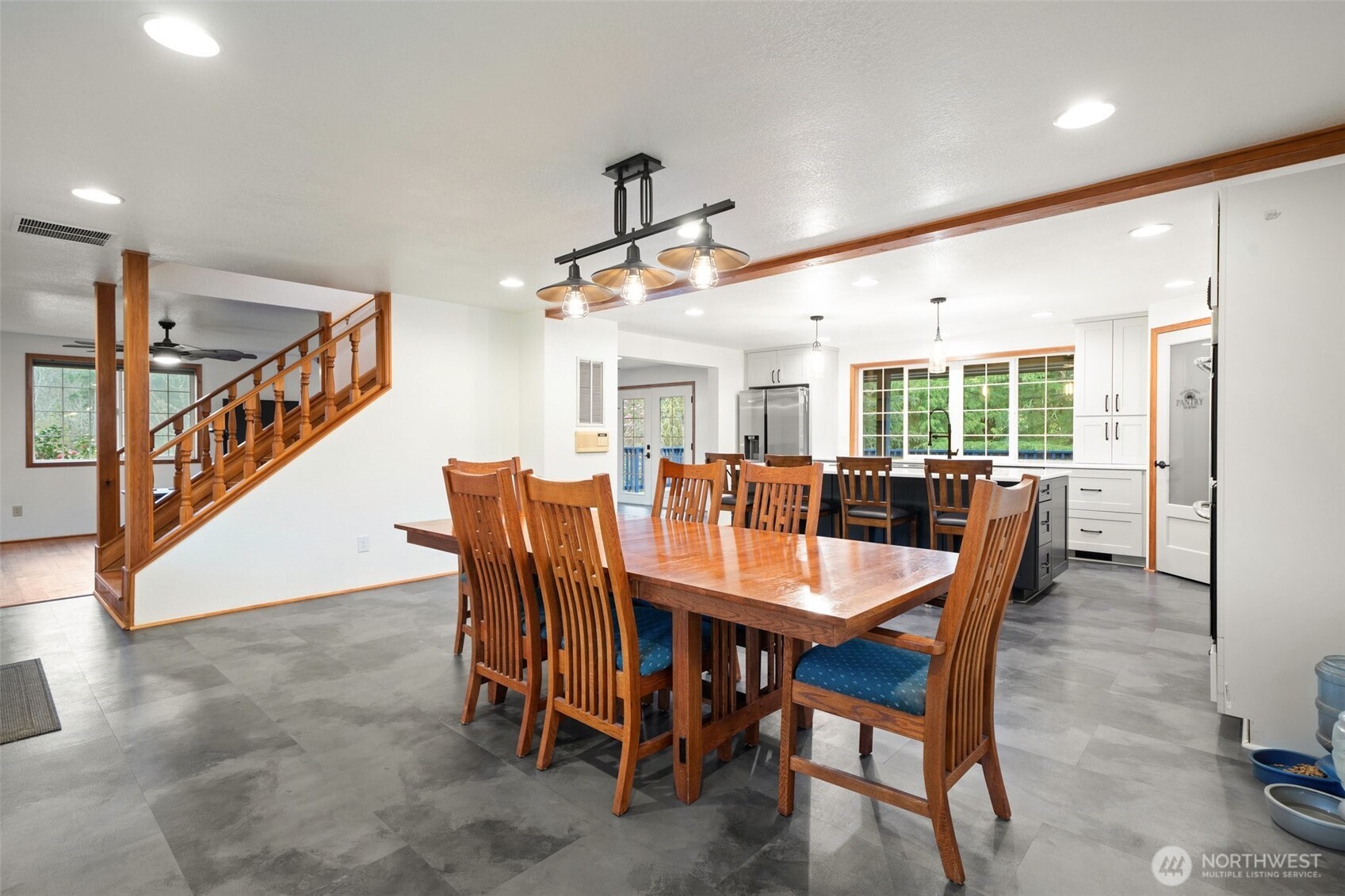 13505 E Victor Road Property Photo 8