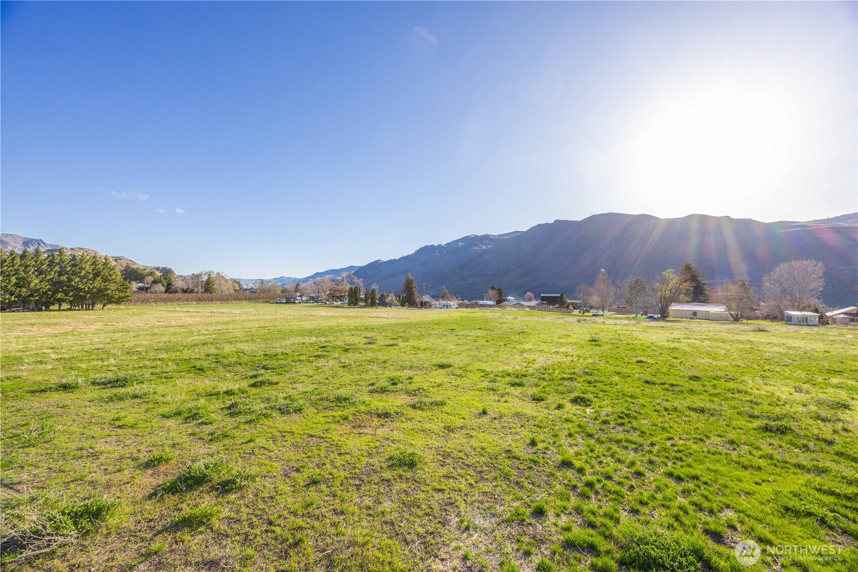 123 Chelan Falls Property Photo 15