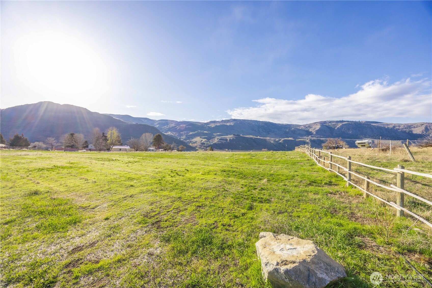123 Chelan Falls Property Photo 22
