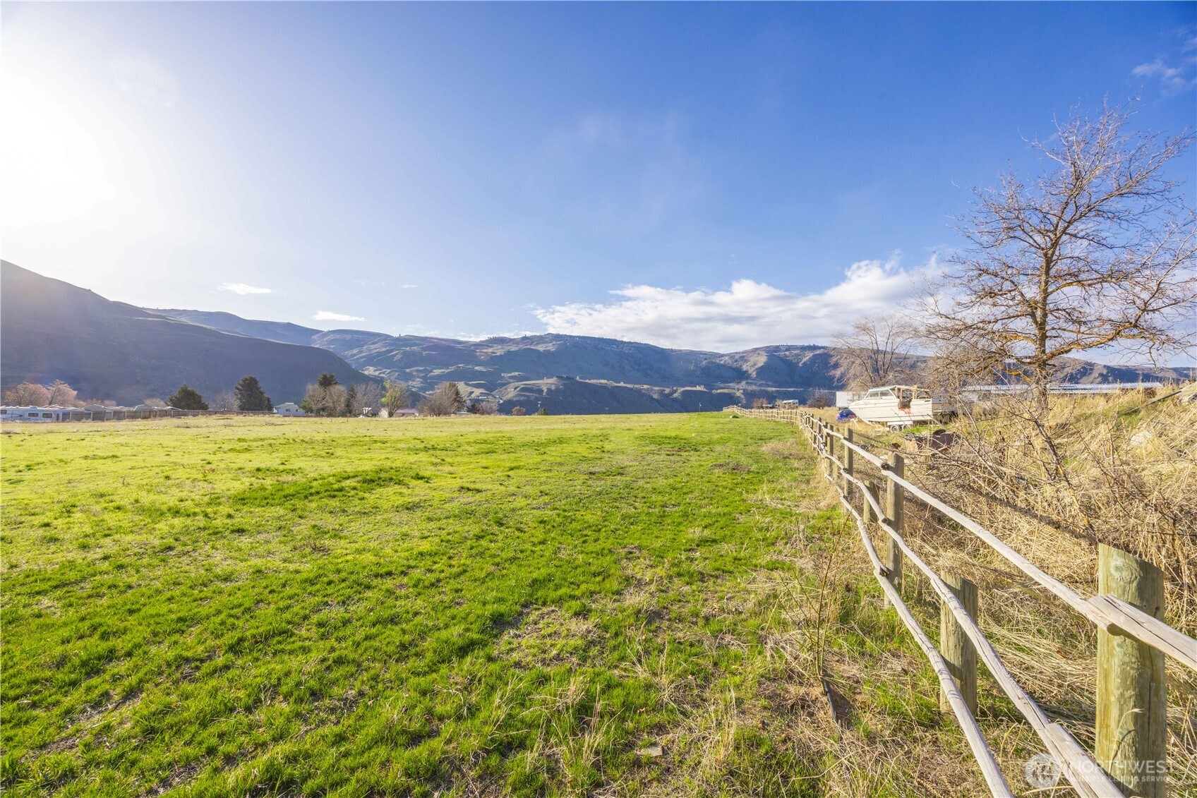 123 Chelan Falls Property Photo 23