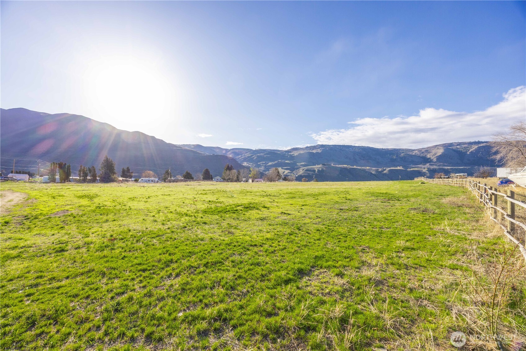 123 Chelan Falls Property Photo 24
