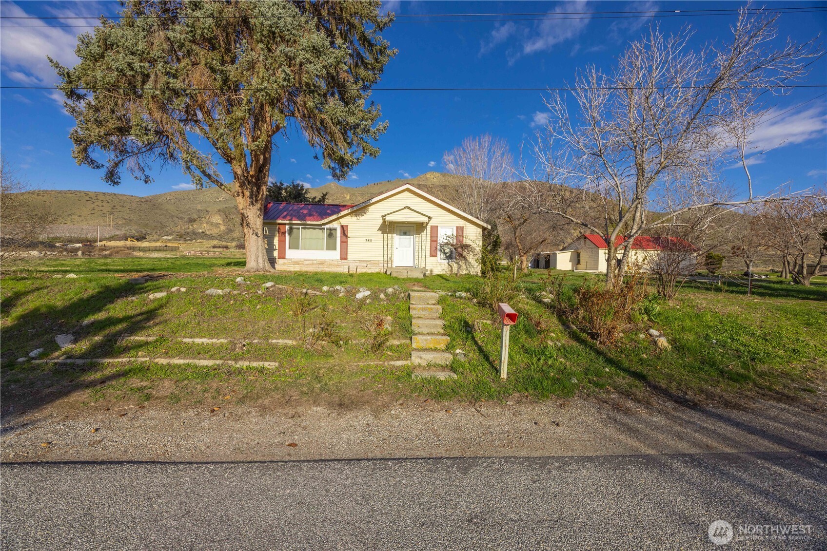 123 Chelan Falls Property Photo 28