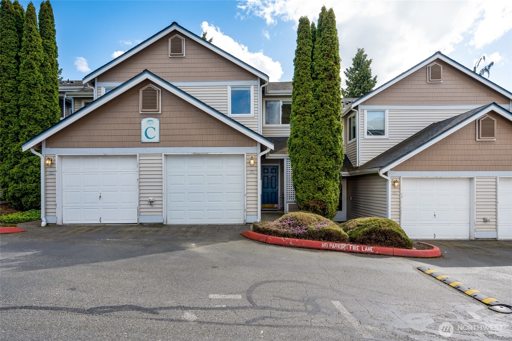 23908 Bothell-evt Highway C4 Property Photo