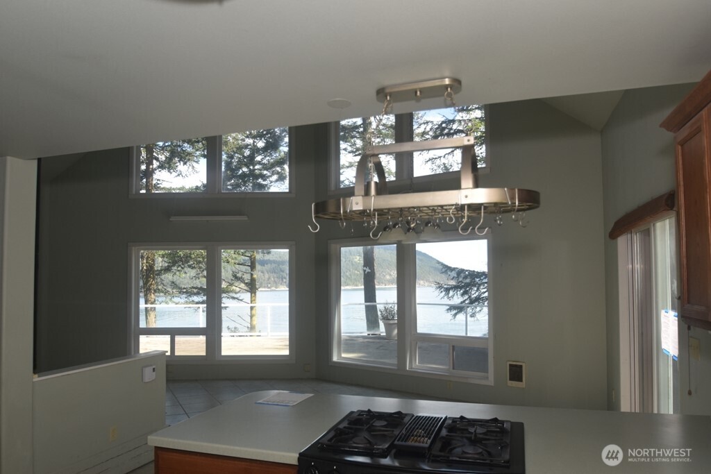 218 Pass View Road Property Photo 7