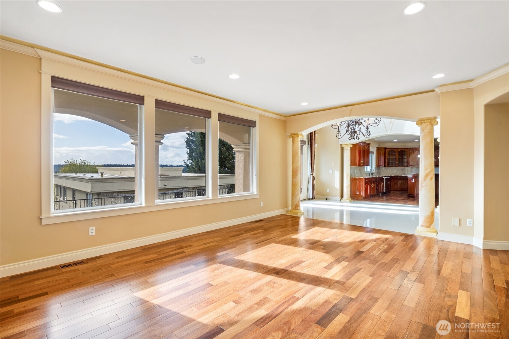 7613 N 10th Street Property Photo 6