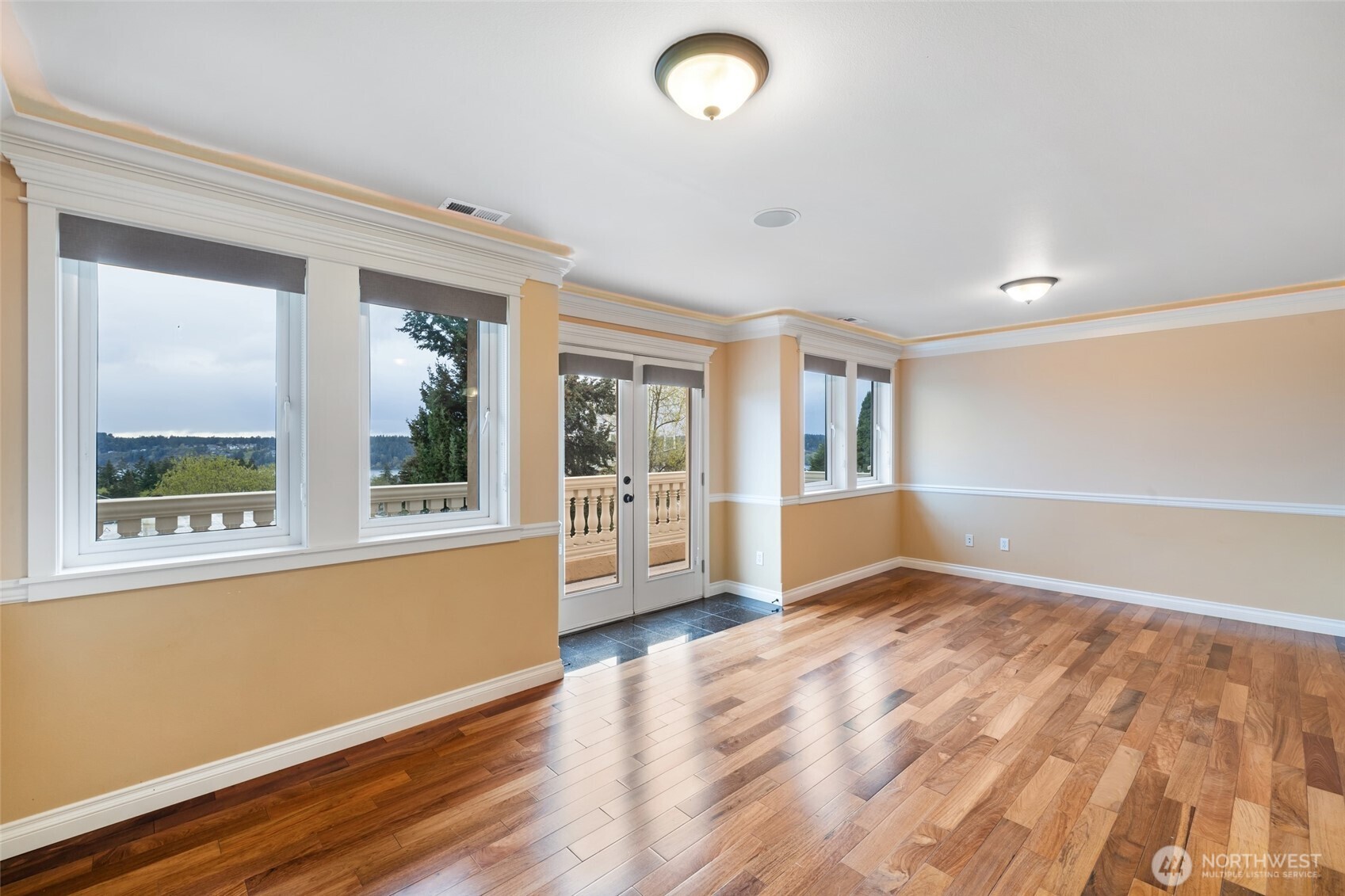 7613 N 10th Street Property Photo 23