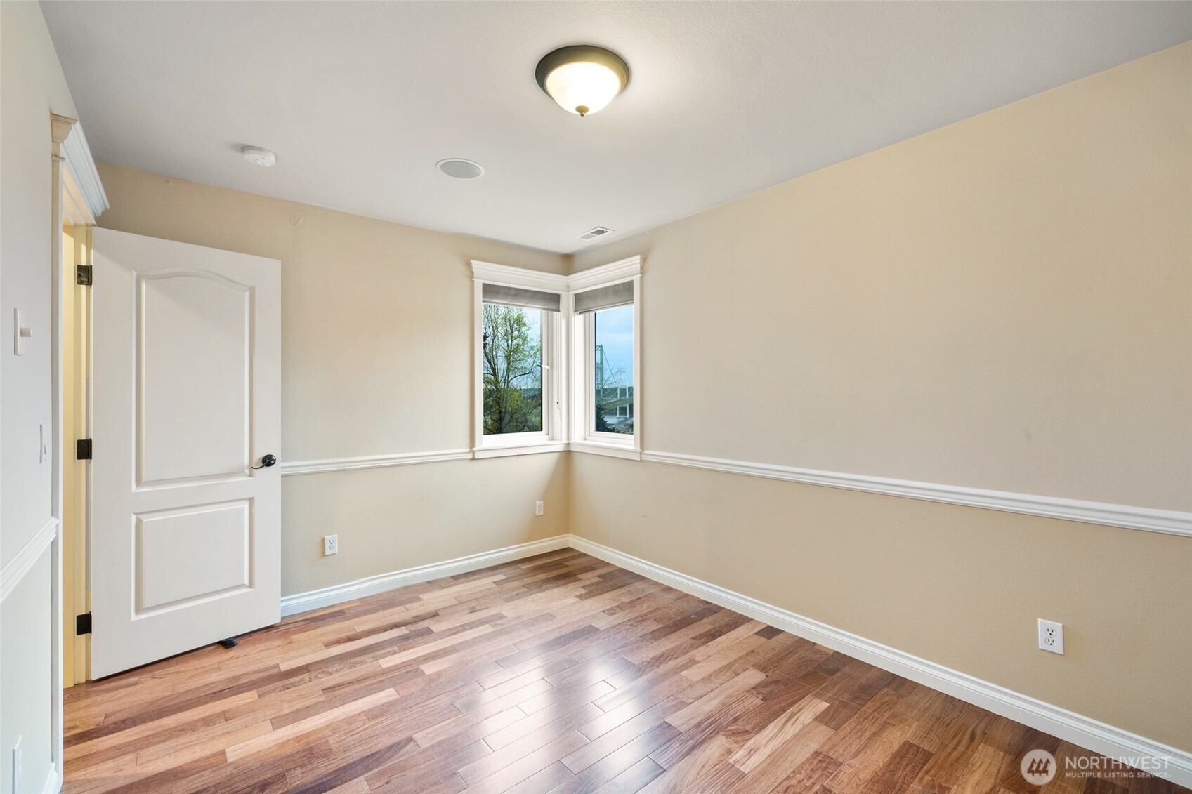 7613 N 10th Street Property Photo 25