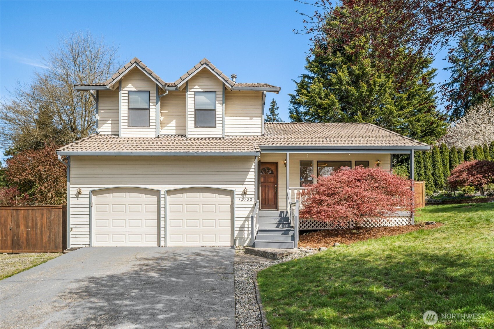 13732 201st Street Property Photo