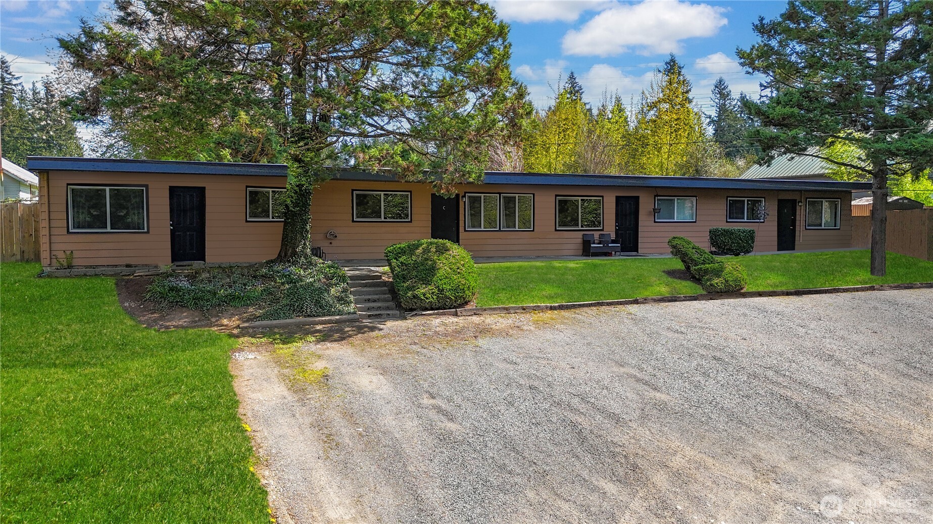 Fobes Hill Real Estate Listings Main Image