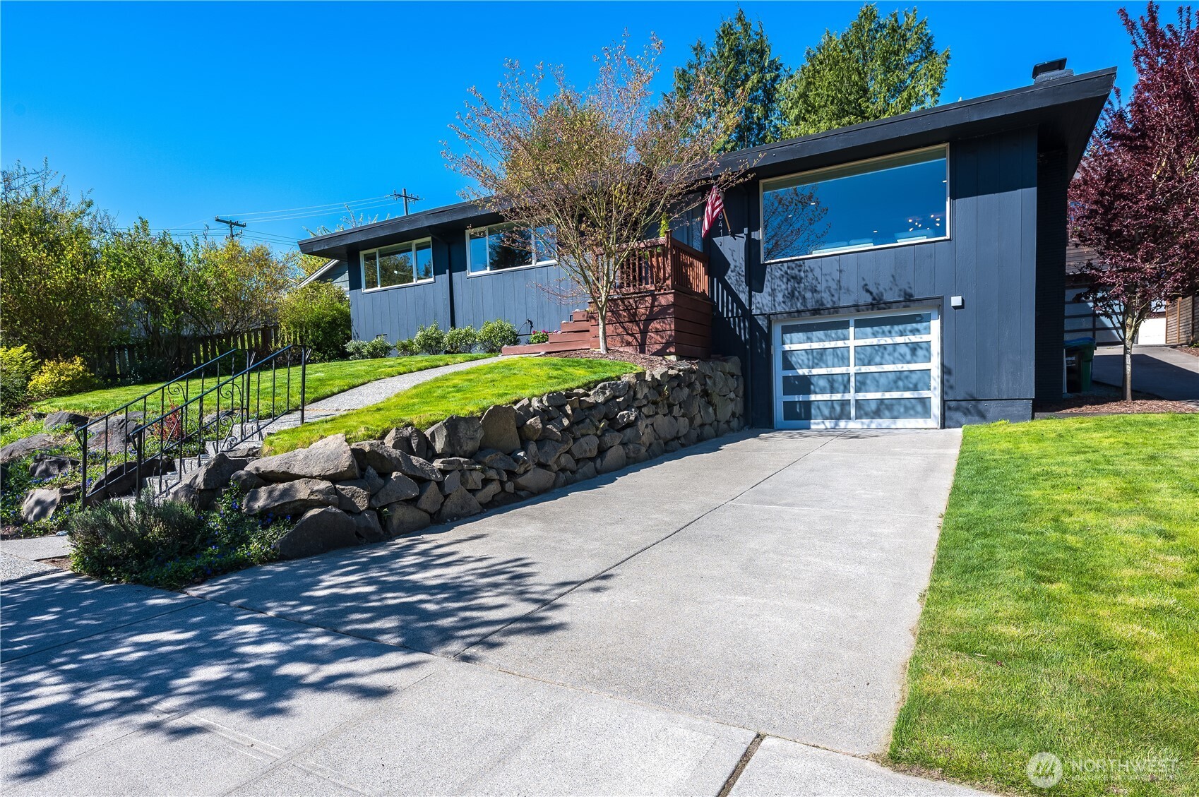 3841 51st Avenue Property Photo