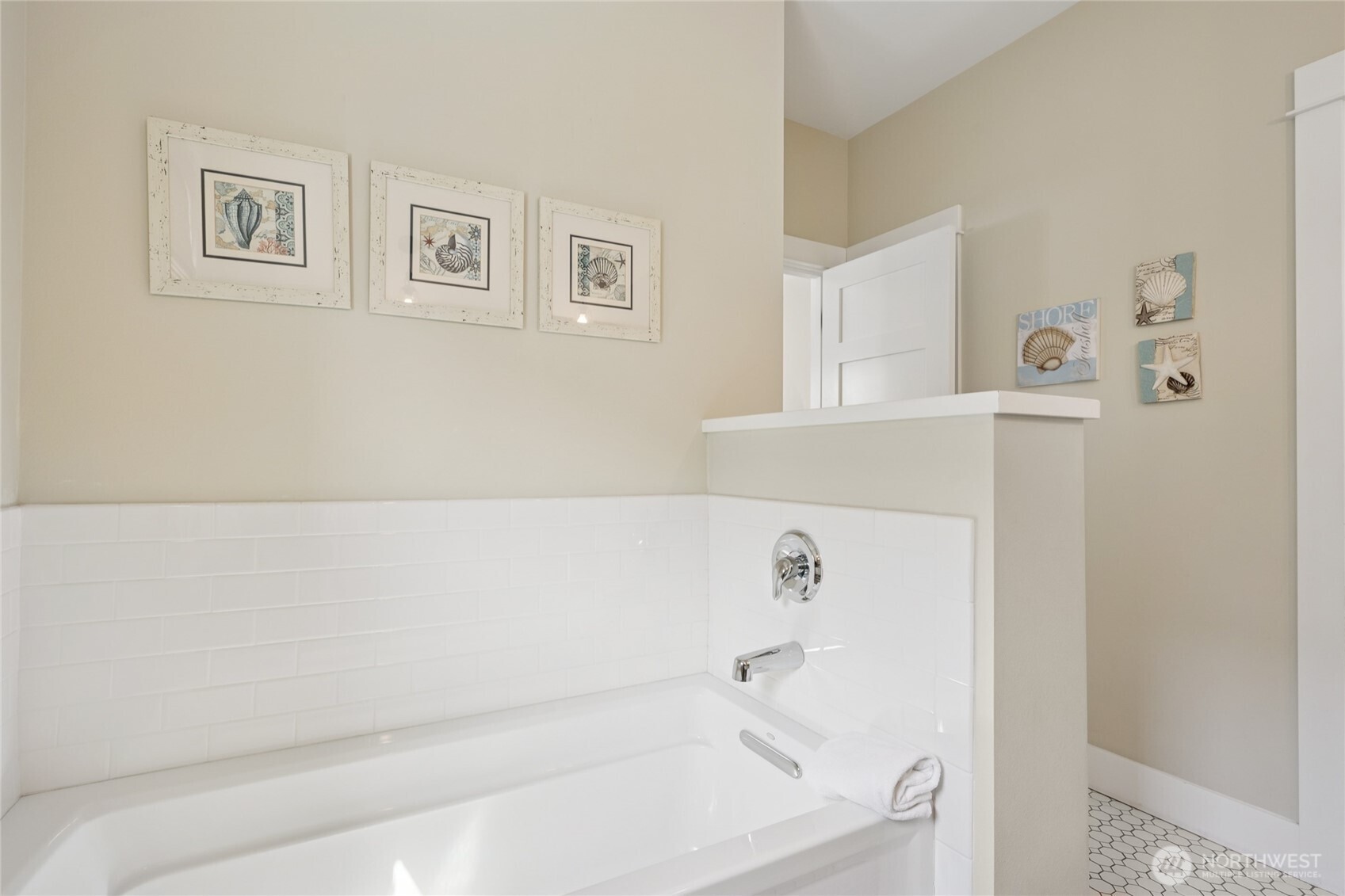 21 N Glen Lane Property Photo 24