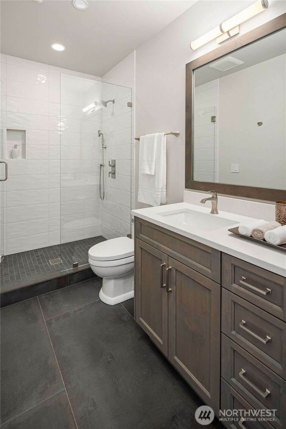 7254 N Mercer Way Property Photo 31
