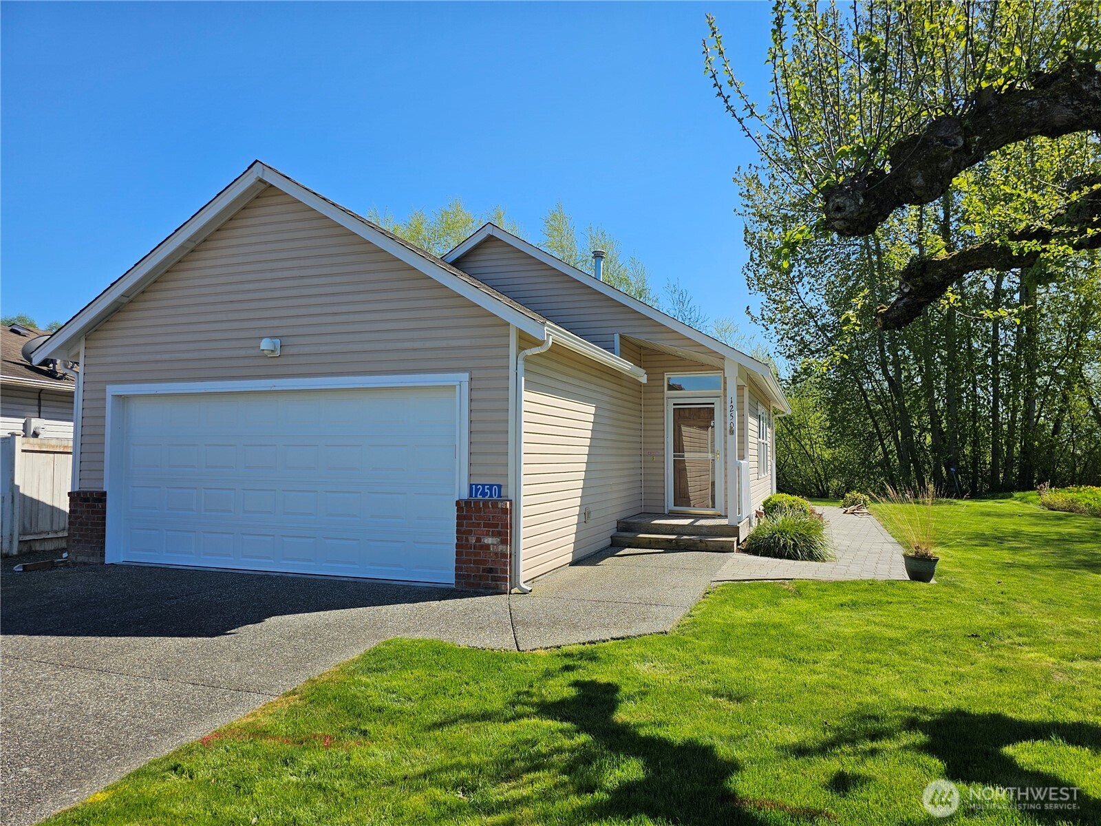 1250 Fenske Lane Property Photo