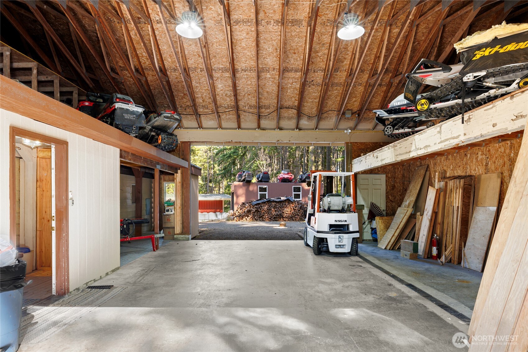 1600 Skull Springs Road Property Photo 5