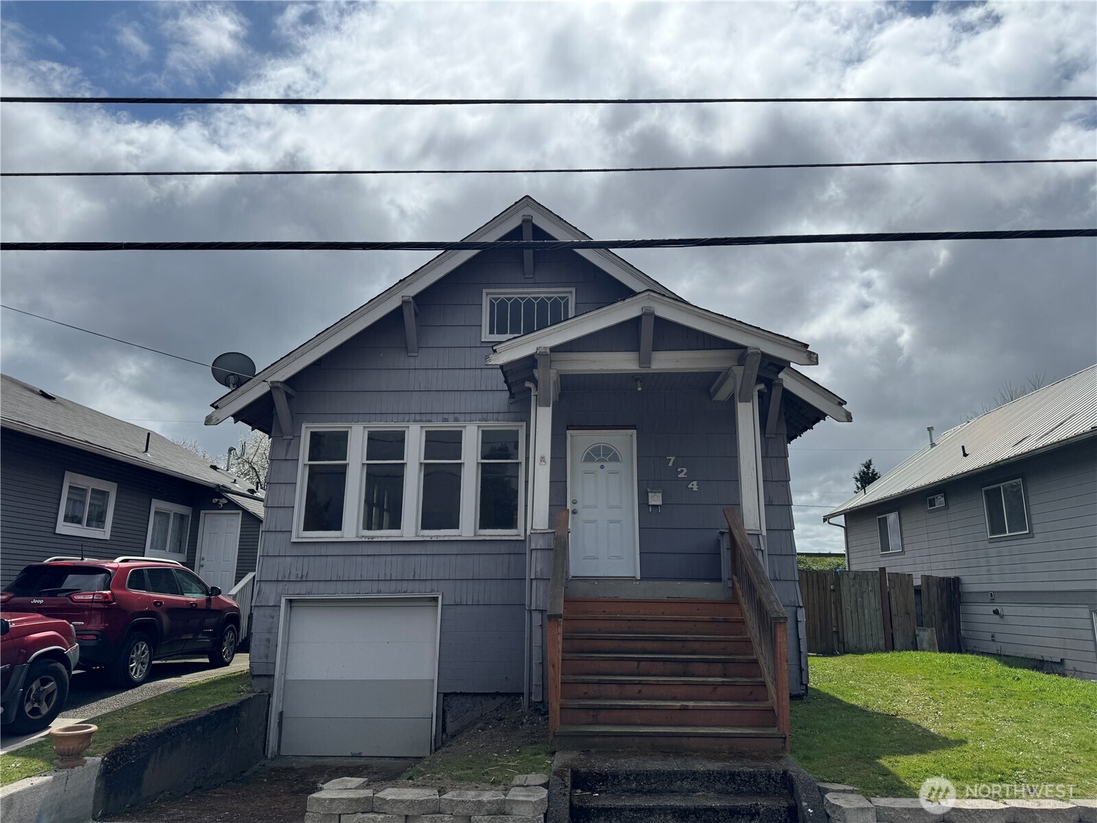 98002 Real Estate Listings Main Image