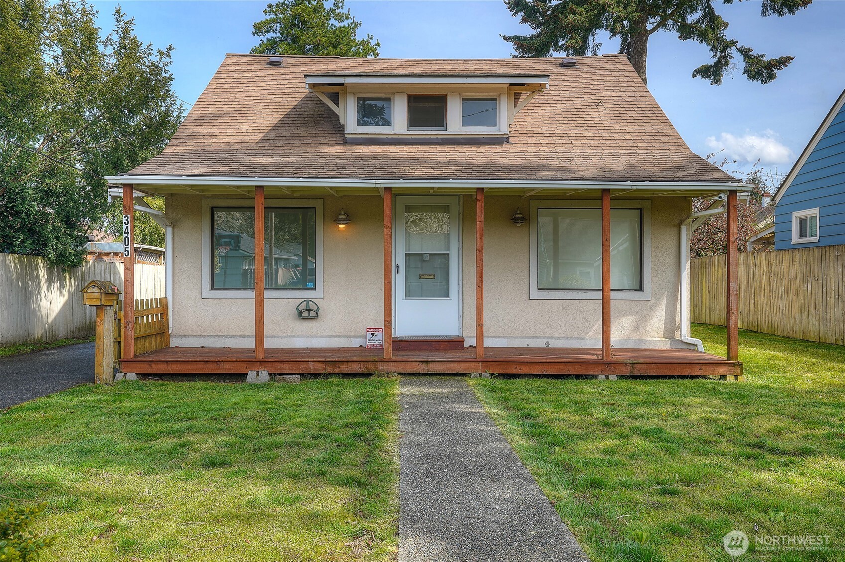 3405 S Gunnison Street Property Photo