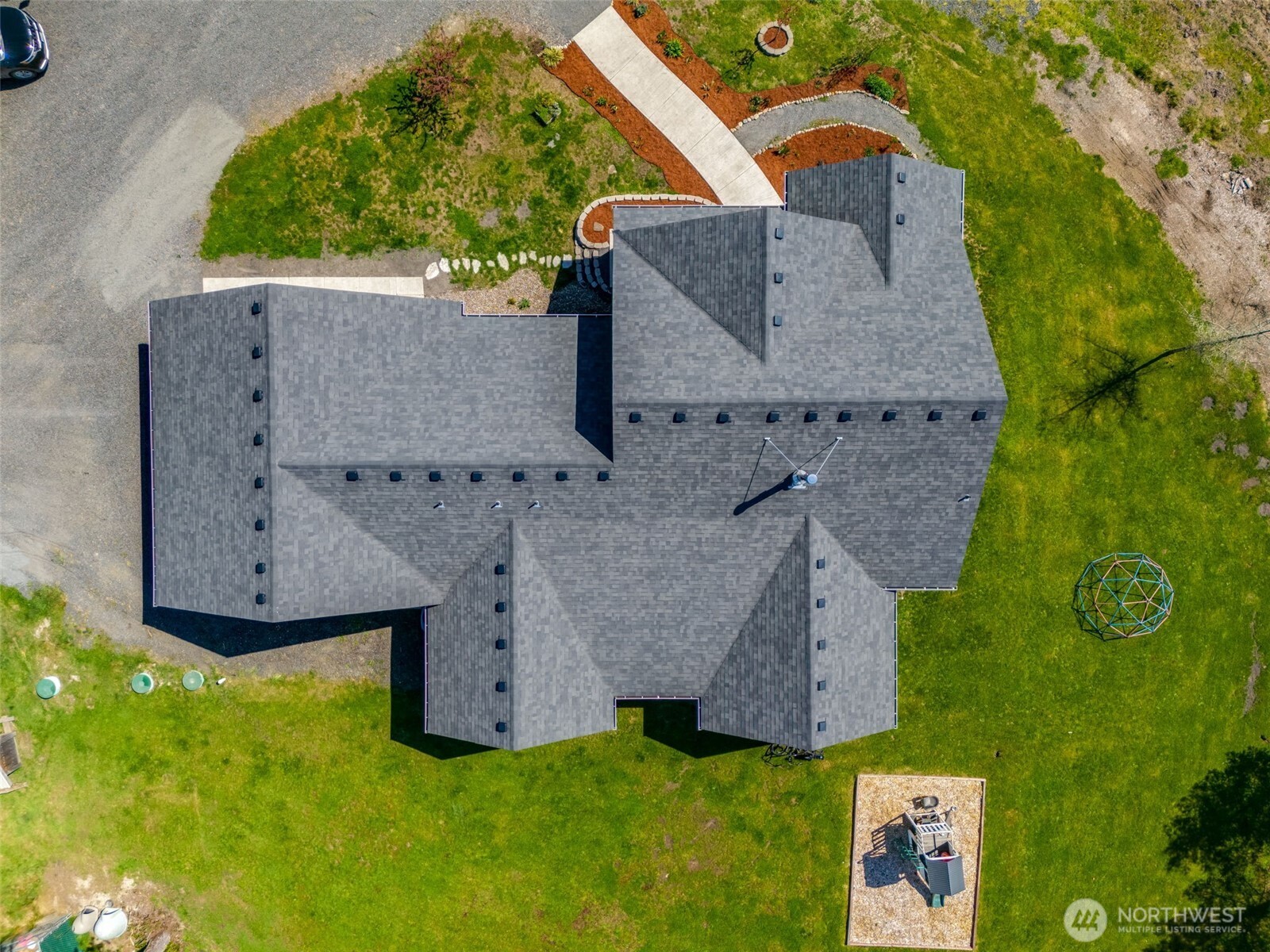 225 Blue Eagle Drive Property Photo 40