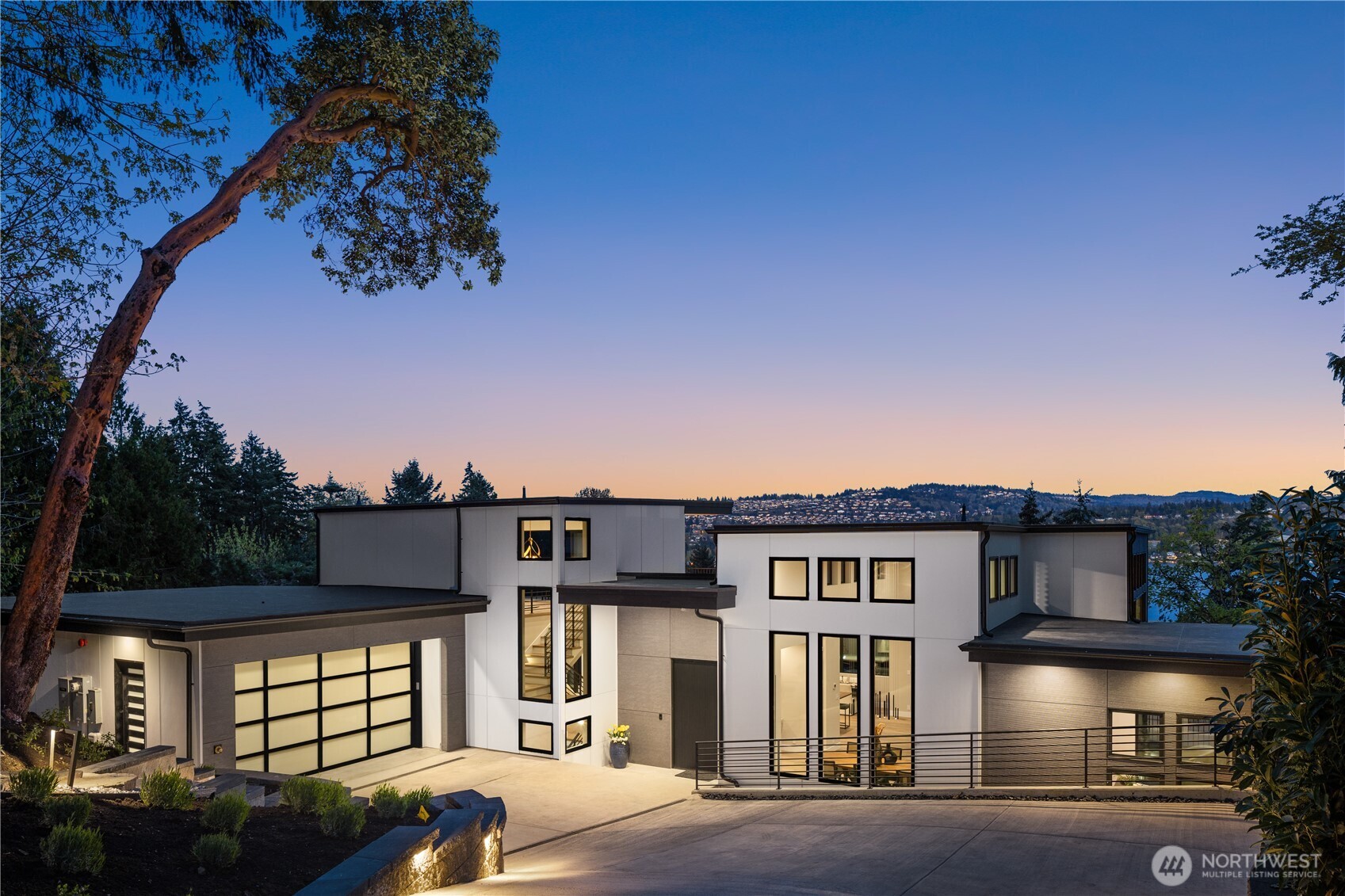 98040 Real Estate Listings Main Image