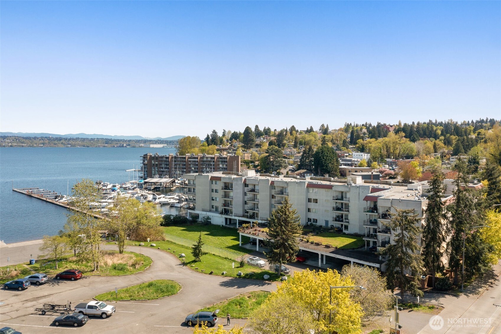 9030 S Seward Park Avenue 509 Property Photo