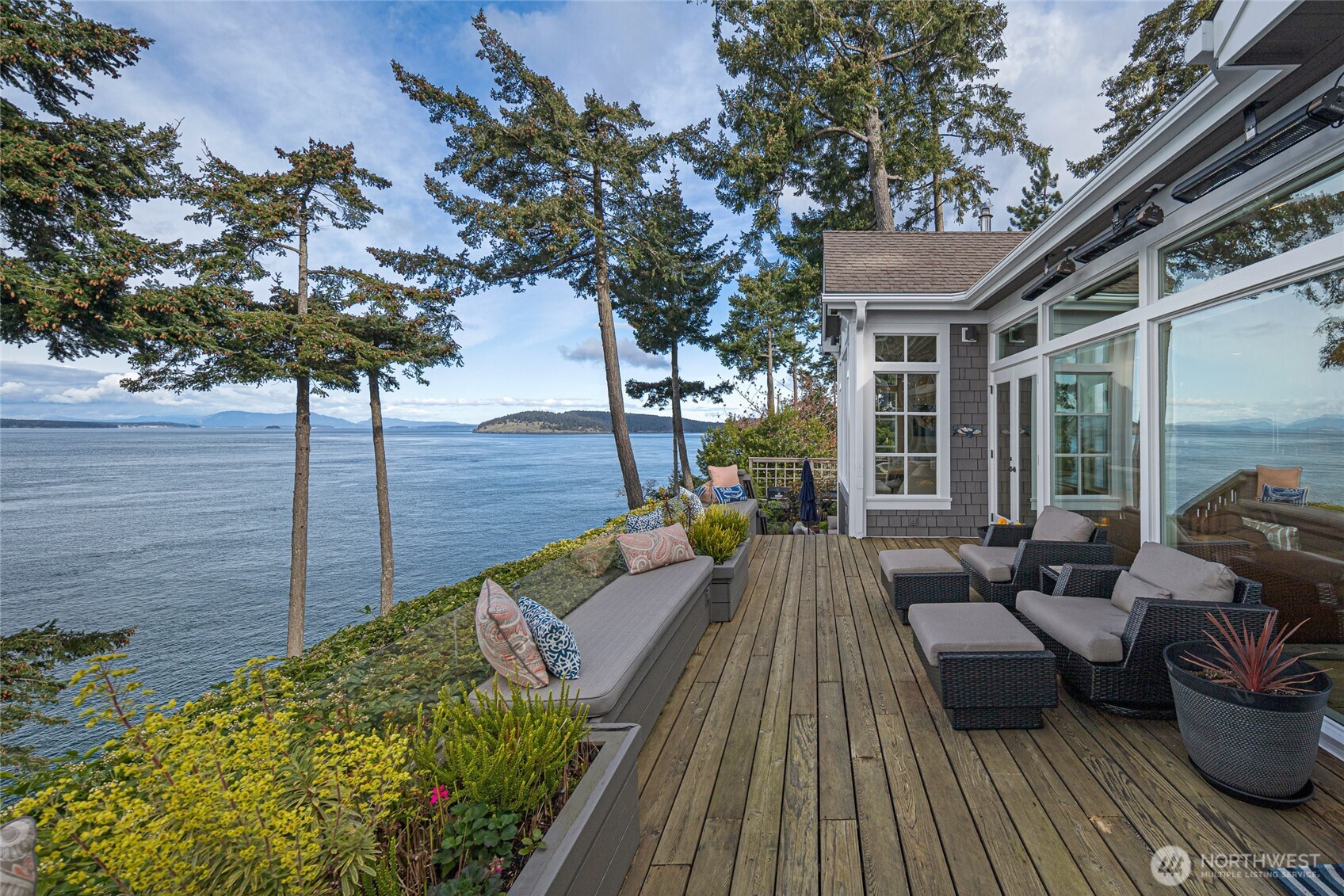 311 Madrona Drive Property Photo 1