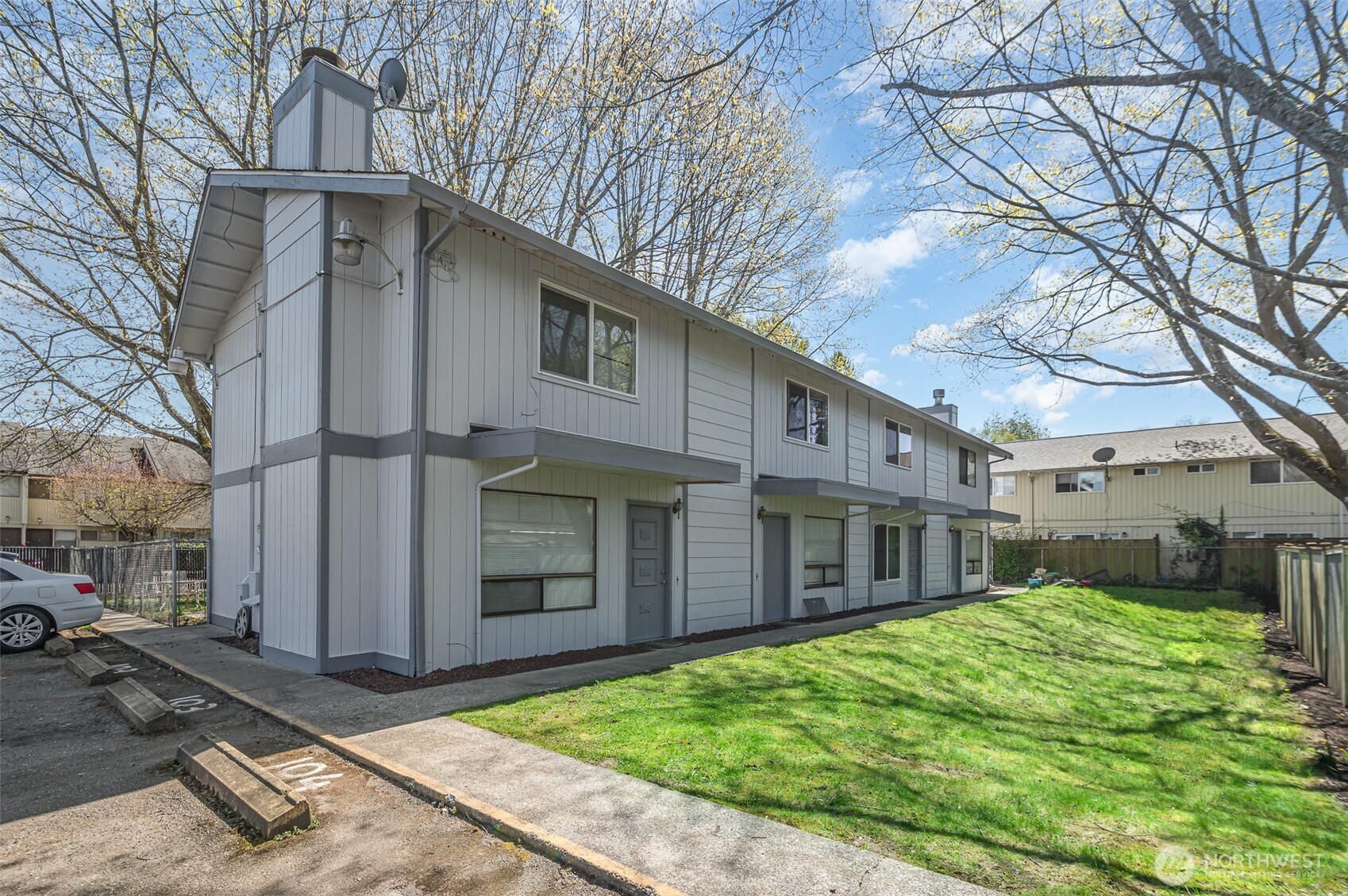 640 5th Avenue Property Photo