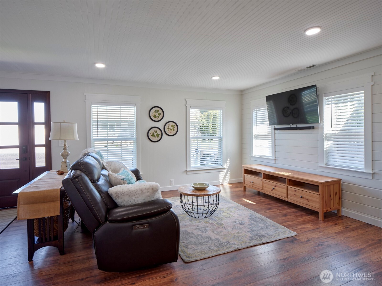 187 Hansen Lane Property Photo 7