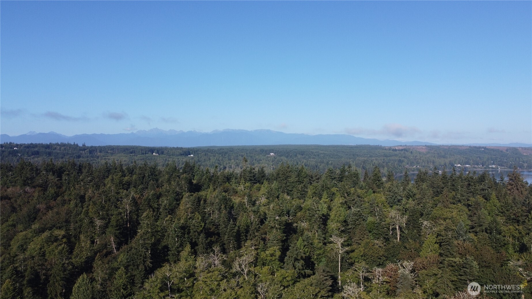 111 Seven Sisters Beach Property Photo 11