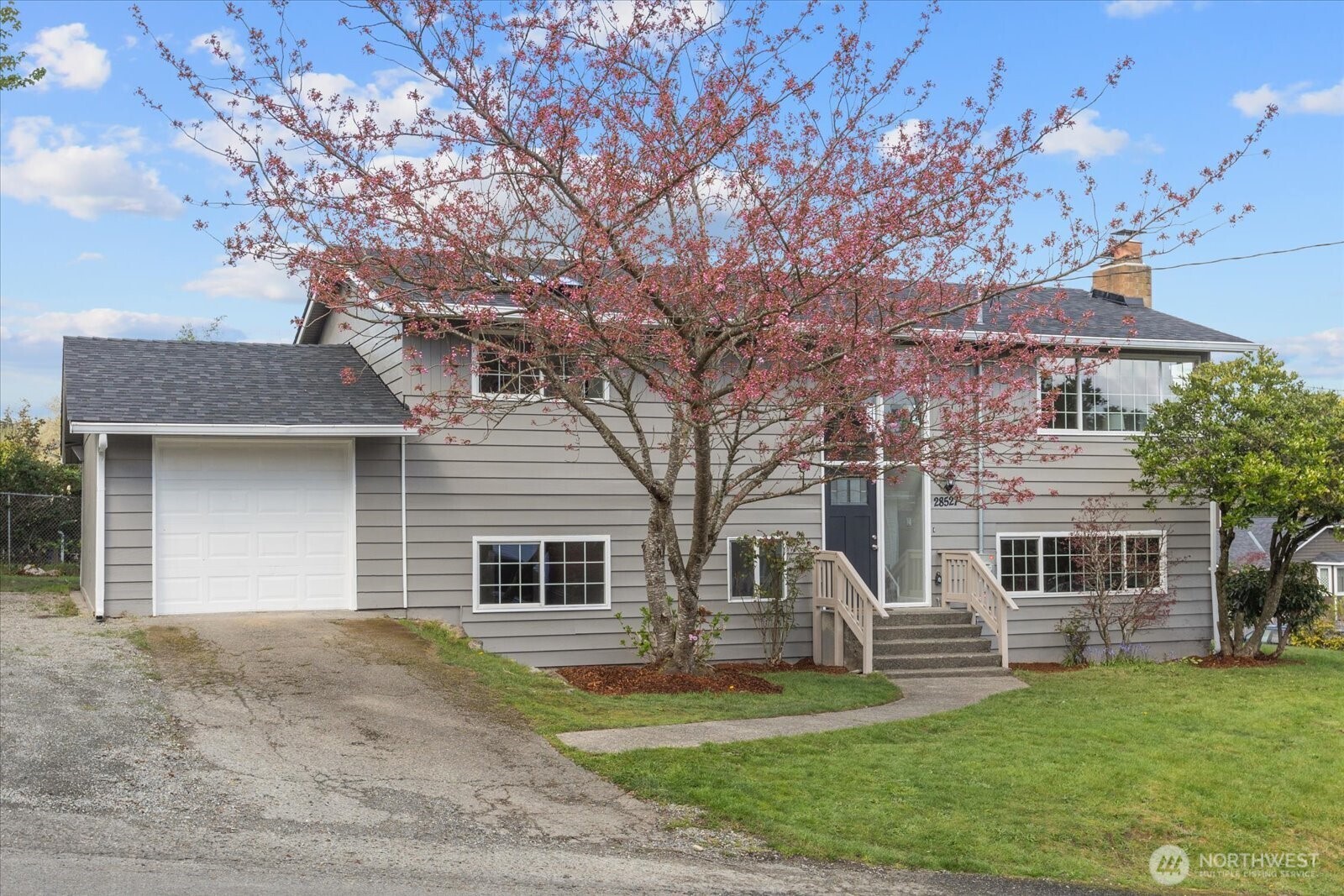28527 37th Place Property Photo