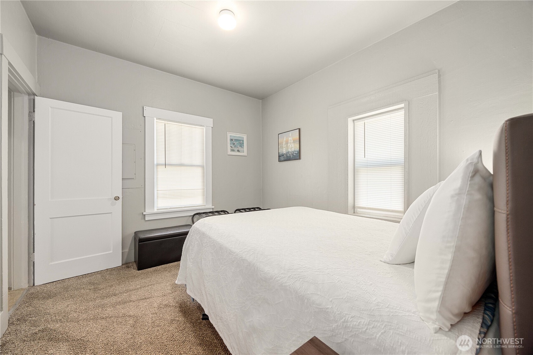 519 E Woodin Avenue Property Photo 13