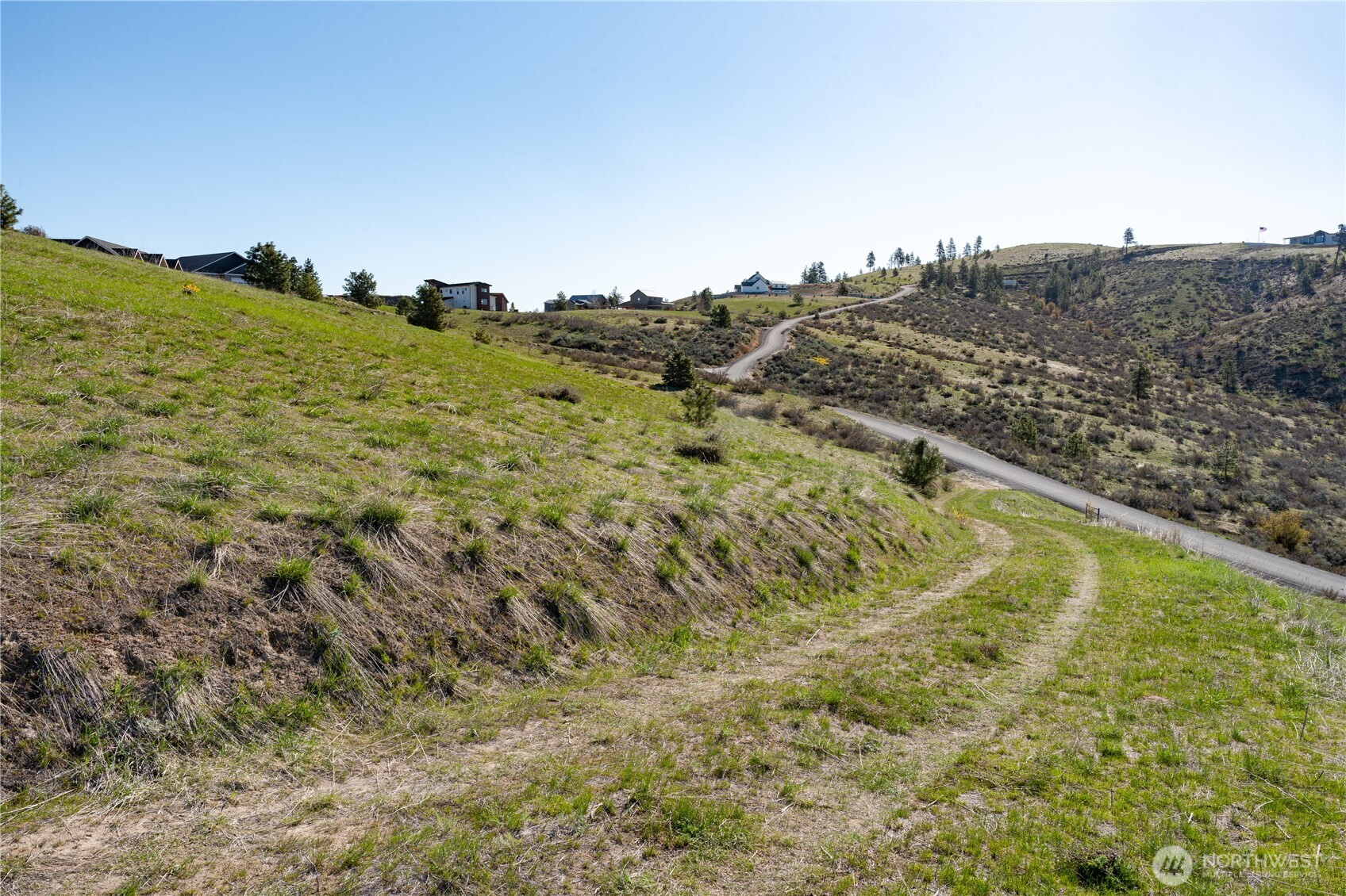 282 Hawks Ridge Road Property Photo 8