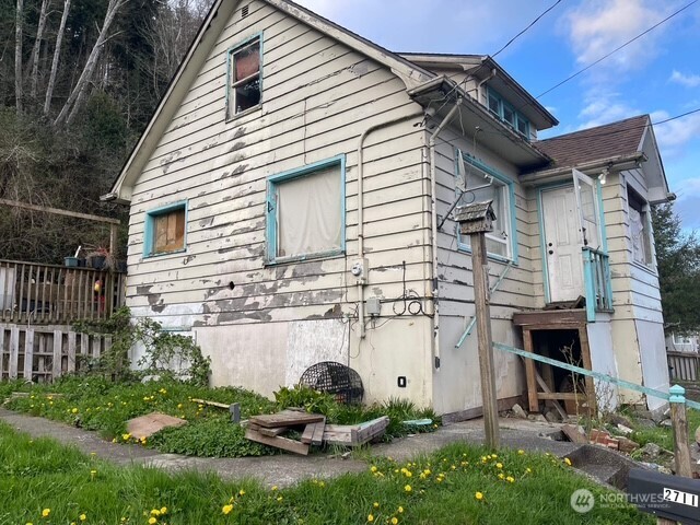 2711 Queets Avenue Property Photo 1