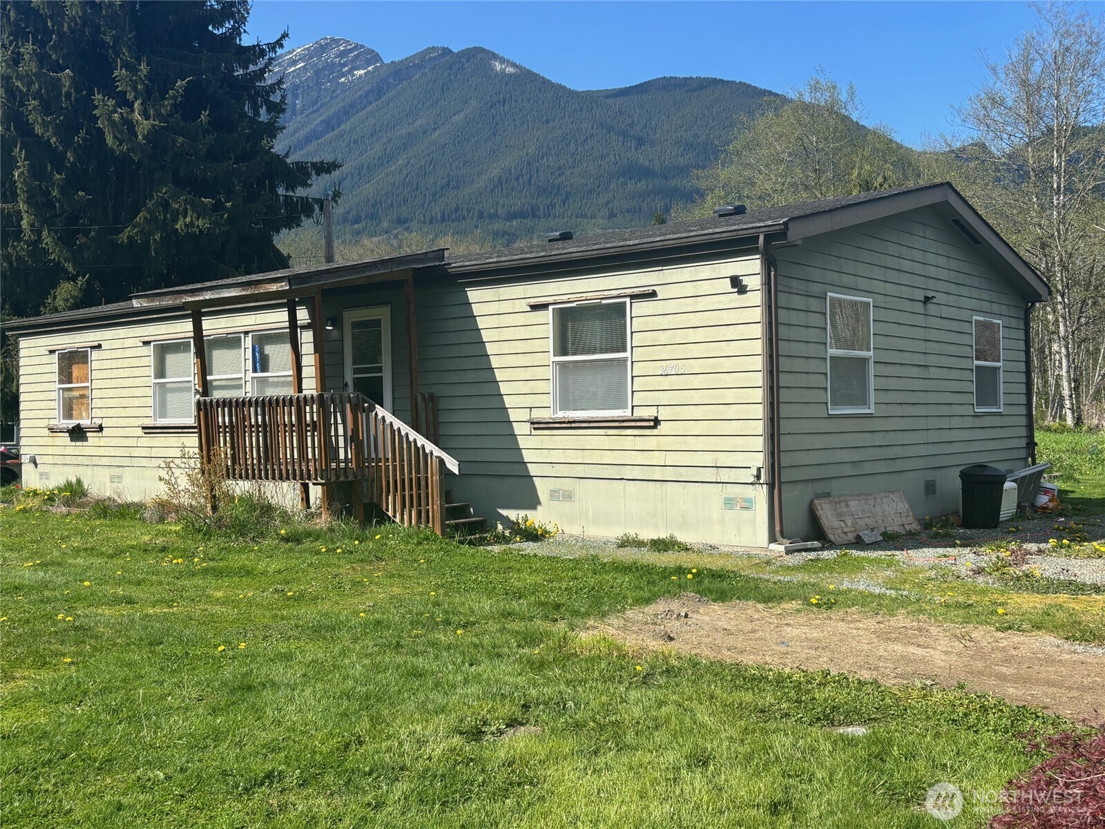 36705 311th Street Property Photo