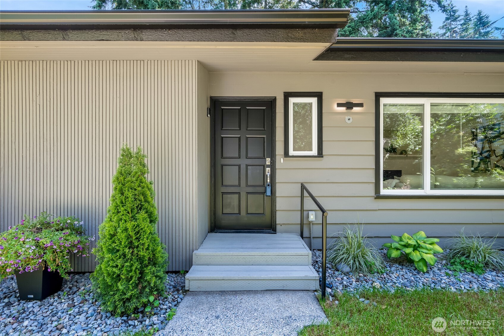 19010 12th Avenue Property Photo 1