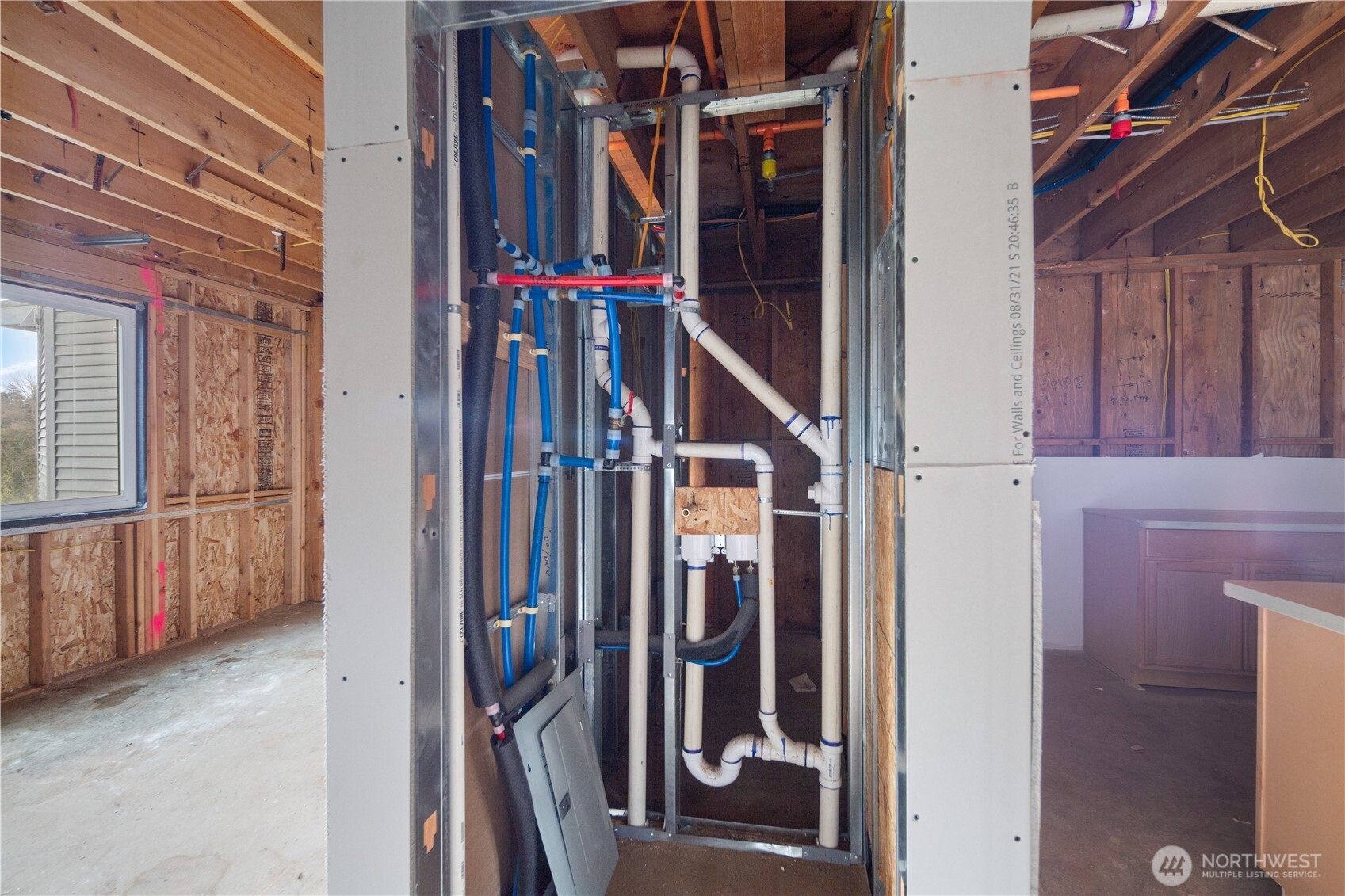 10516 Lake City Way Property Photo 10
